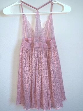 Victoria's Secret Blush Pink Lace Plunge Babydoll